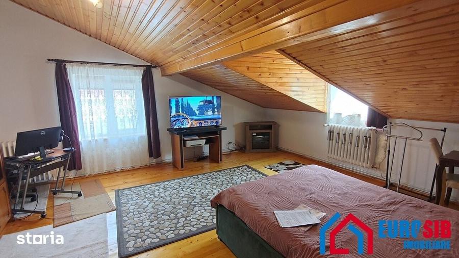 Apartament cu 2 camere decomandat în Ștrand