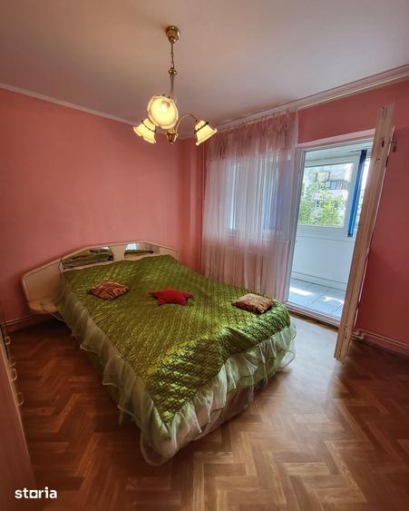 Apartament cu 3 camere decomandat în Bistrița Lac