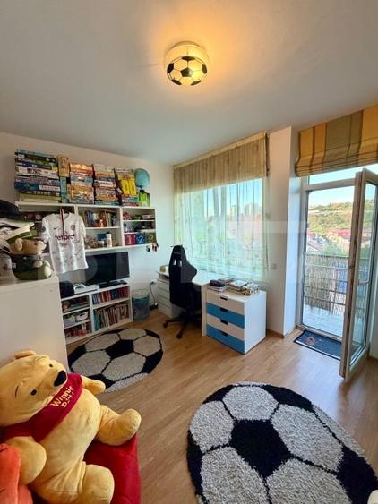 Apartament cu 3 camere decomandat, mobilat în Mănăștur