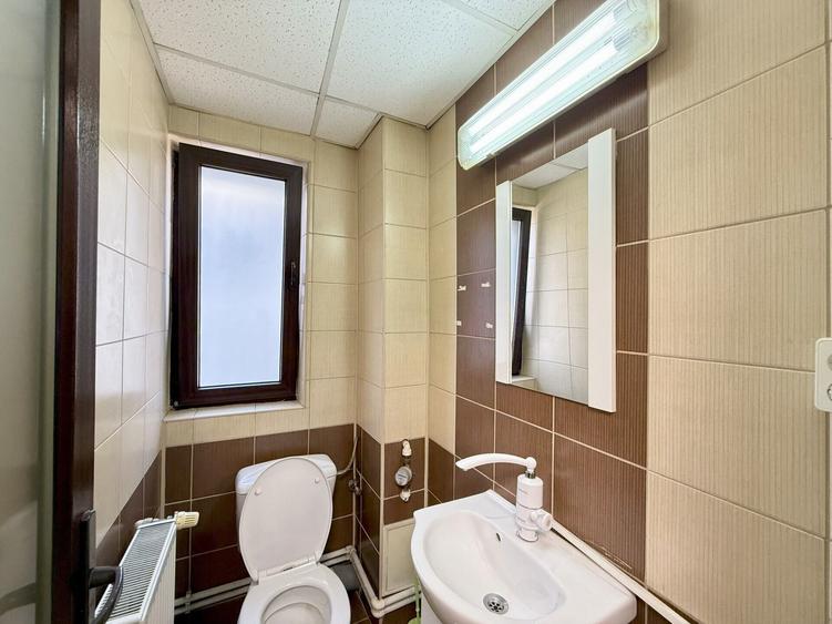 Birou, de 602 mp, în Splaiul Unirii