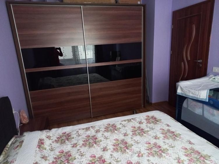 Apartament cu 3 camere decomandat în Soarelui