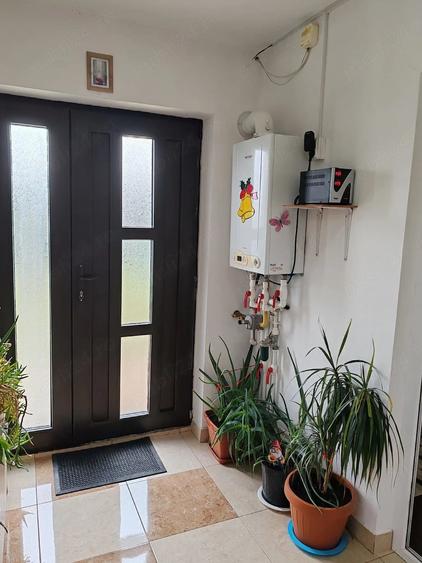 Casă cu 2 camere cu Teren 300 Mp în Valu lui Traian