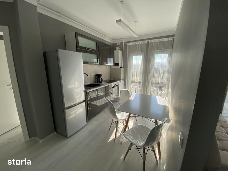 Apartament cu 3 camere semidecomandat în Bulgaria