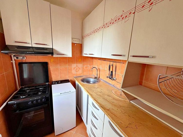 Apartament cu 2 camere nedecomandat, mobilat în Tătărași