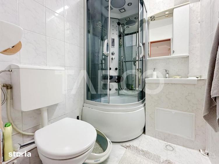 Apartament cu 4 camere decomandat, mobilat în Bulgaria