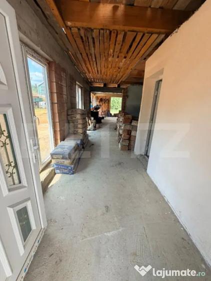 Casă cu 6 camere cu Teren 2000 Mp în Predeluț