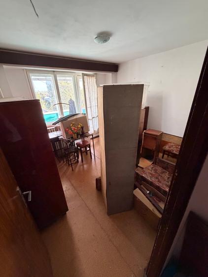 Apartament cu 2 camere semidecomandat în Fundeni
