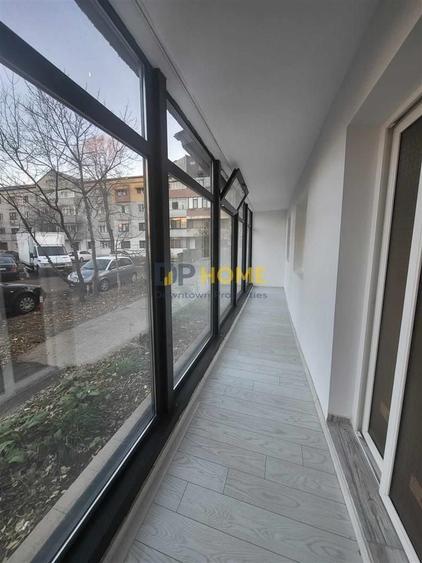 Spațiu comercial, de 100 mp, în Central