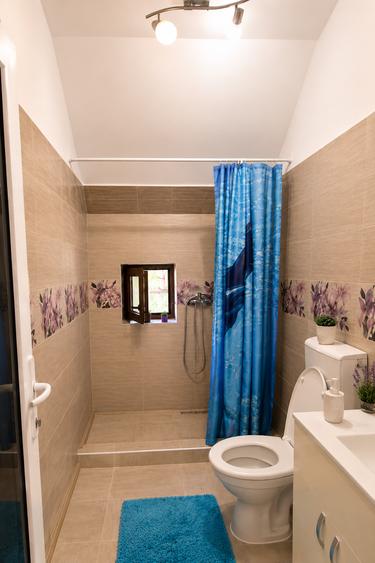 Apartament cu 2 camere decomandat în Cetății
