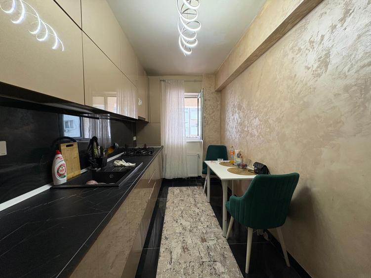 Apartament cu 2 camere decomandat în Berceni