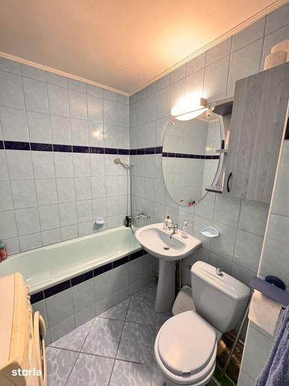 Apartament cu 3 camere decomandat în Decebal