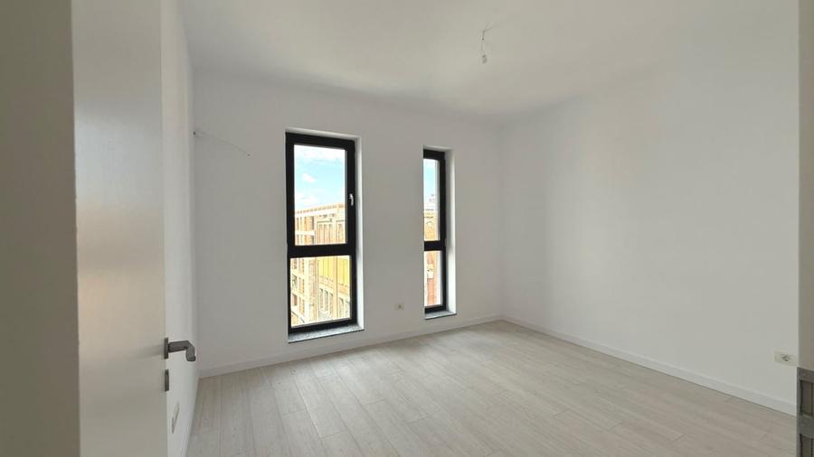 Apartament cu 3 camere decomandat în Nerva Traian