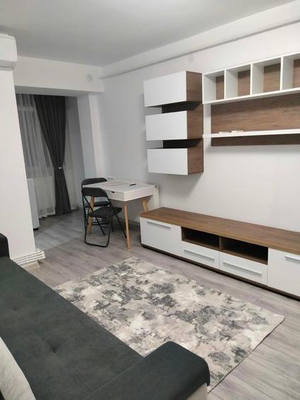 Garsonieră decomandată în Alexandru cel Bun