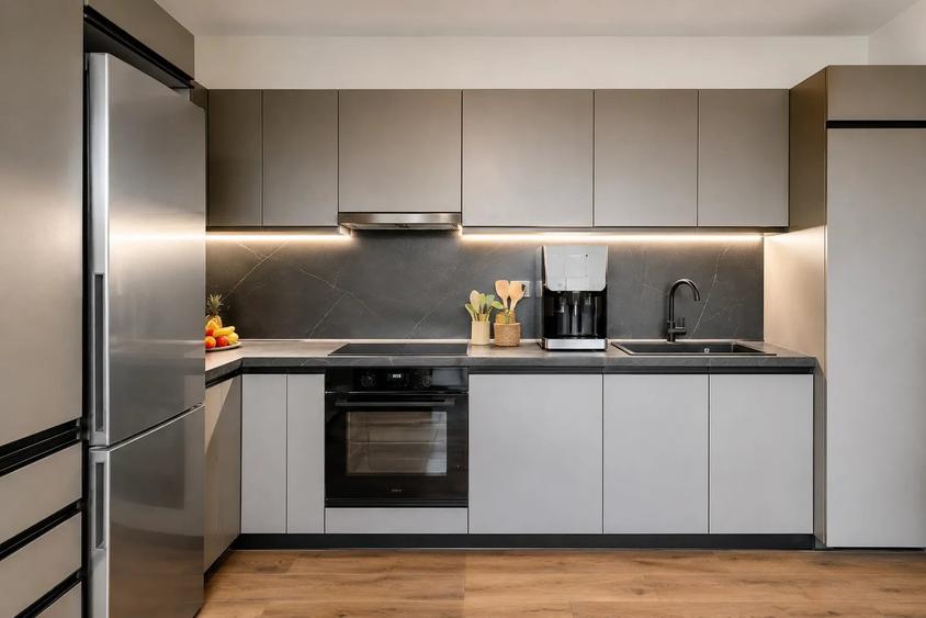 Apartament cu 3 camere decomandat în Romană
