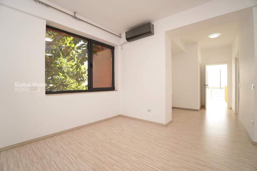 Apartament cu 4 camere decomandat în Aviației