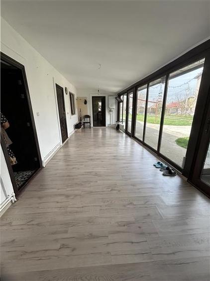 Casă individuală cu 3 camere cu Canalizare în Sud