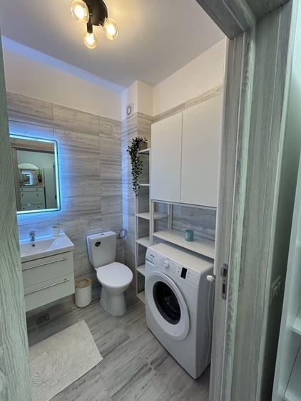 Apartament cu 2 camere semidecomandat în Titan