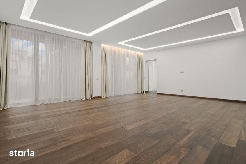 Apartament cu 5 camere decomandat în Kiseleff