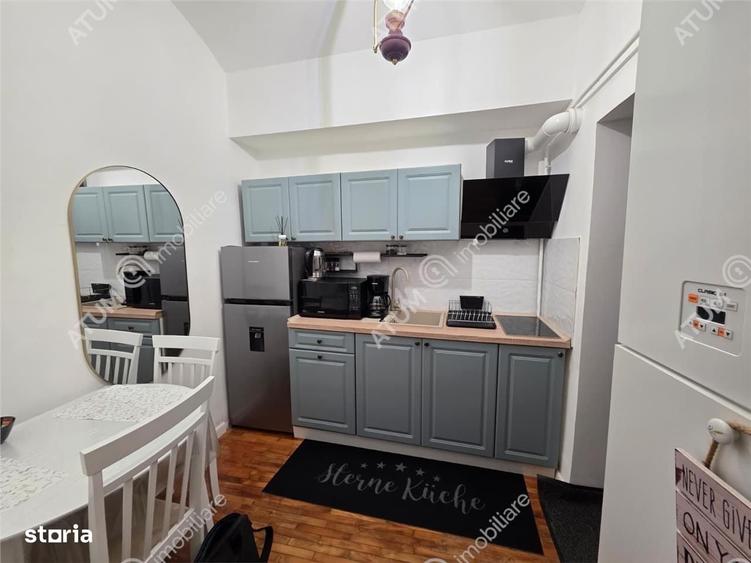 Apartament cu 3 camere în Cristian