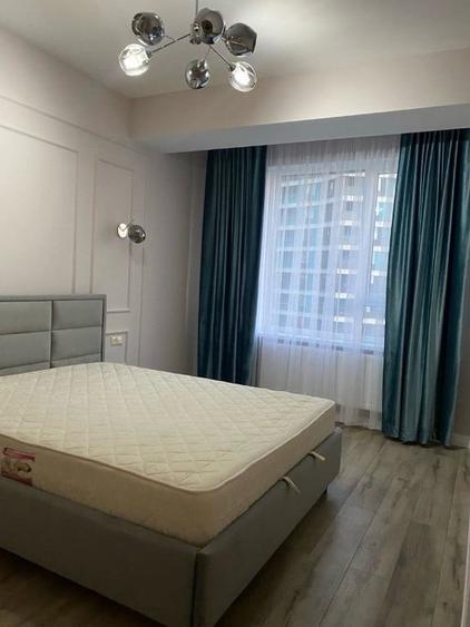Apartament cu 2 camere decomandat în Eroii Revoluției