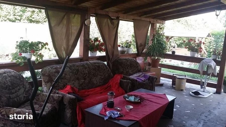 Casă cu 4 camere cu Teren 150 Mp în Central