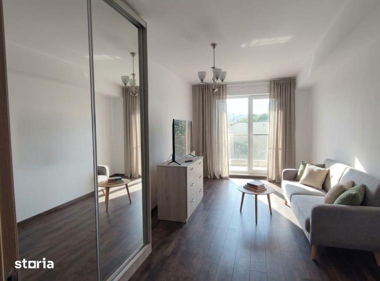 Apartament cu 3 camere decomandat, mobilat în Centrul Civic