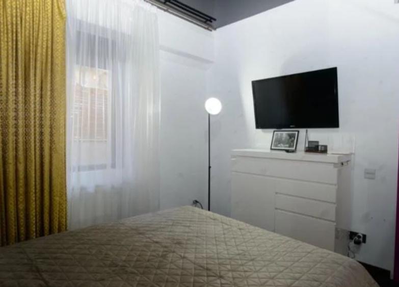 Apartament cu 2 camere decomandat în P-ța Alba Iulia