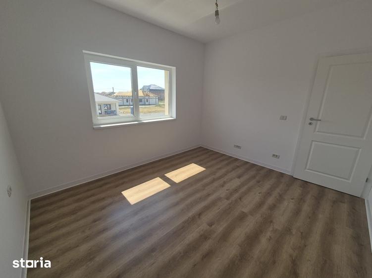 Casă cu 4 camere cu Teren 350 Mp în Central