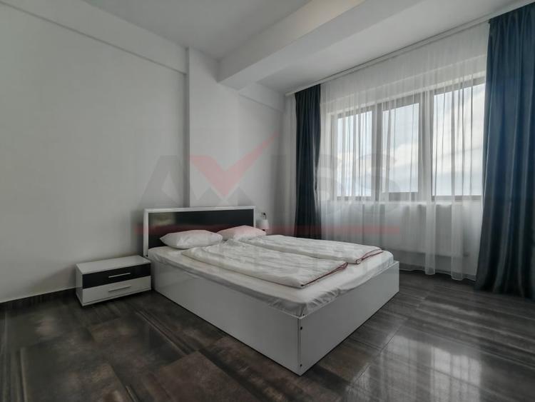 Apartament cu 3 camere decomandat, mobilat în Mamaia-Sat