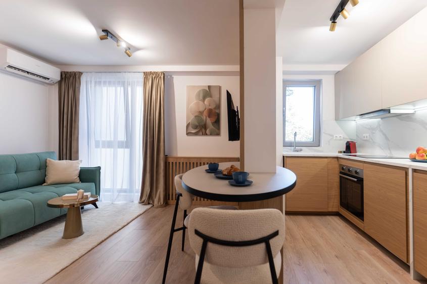 Apartament cu 2 camere decomandat în Tei