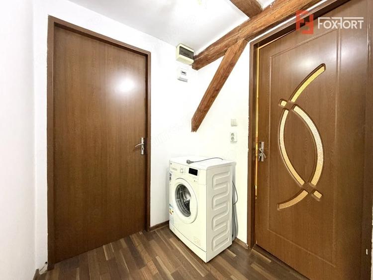 Apartament cu 3 camere decomandat în Complex Studențesc