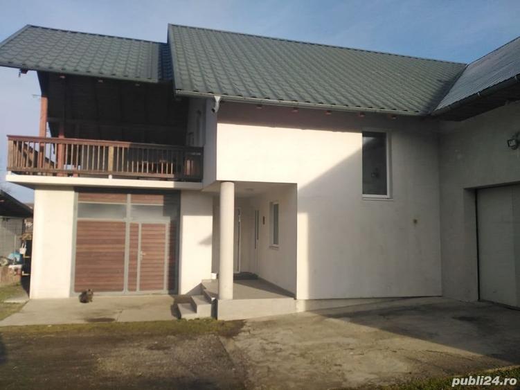 Casă cu 4 camere cu Teren 177 Mp în Mitocu Dragomirnei
