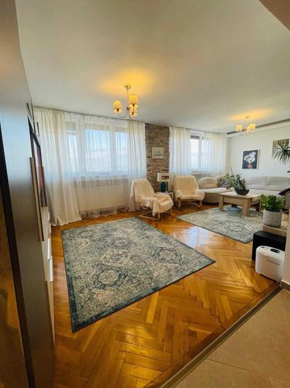 Apartament cu 2 camere decomandat în Sud