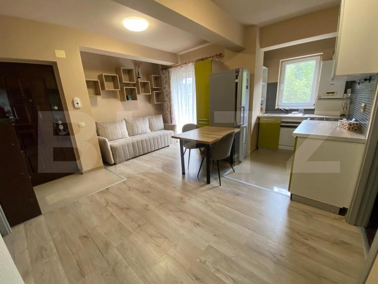 Apartament cu 3 camere semidecomandat, mobilat în Mănăștur