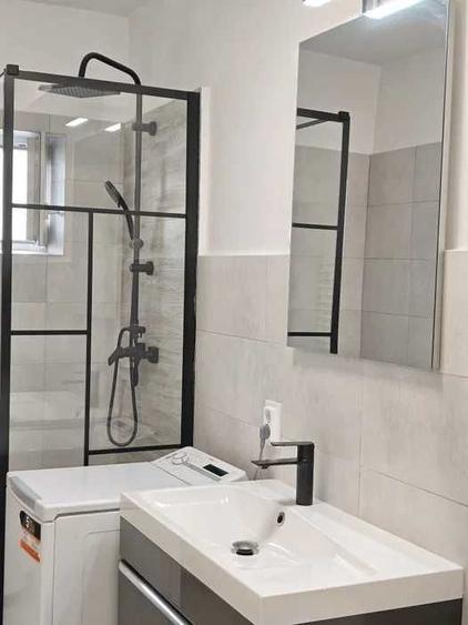 Apartament cu 2 camere decomandat în Exterior Vest