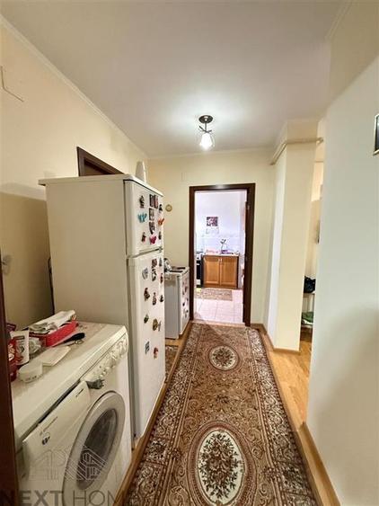 Apartament cu 3 camere decomandat, mobilat în Central