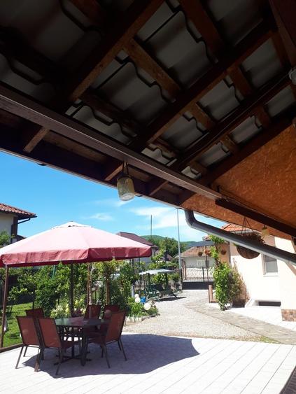 Casă cu 4 camere în Central
