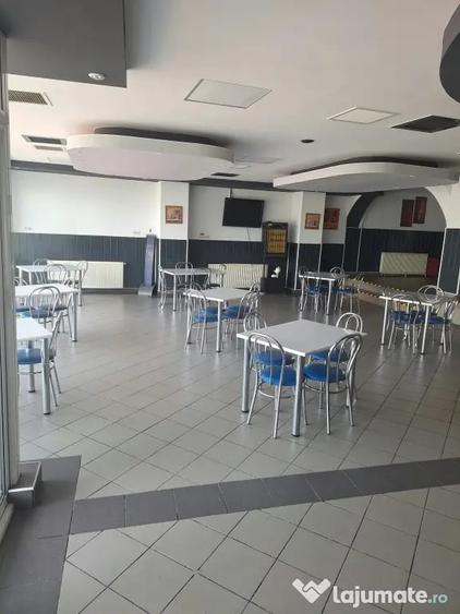 Spațiu comercial, de 950 mp, în Central