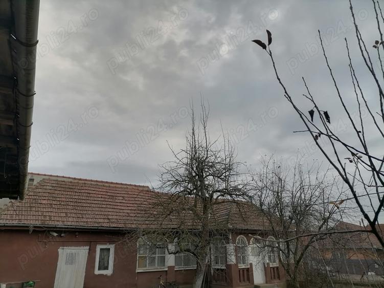 Casă cu 5 camere cu Teren 470 Mp în Mureșeni