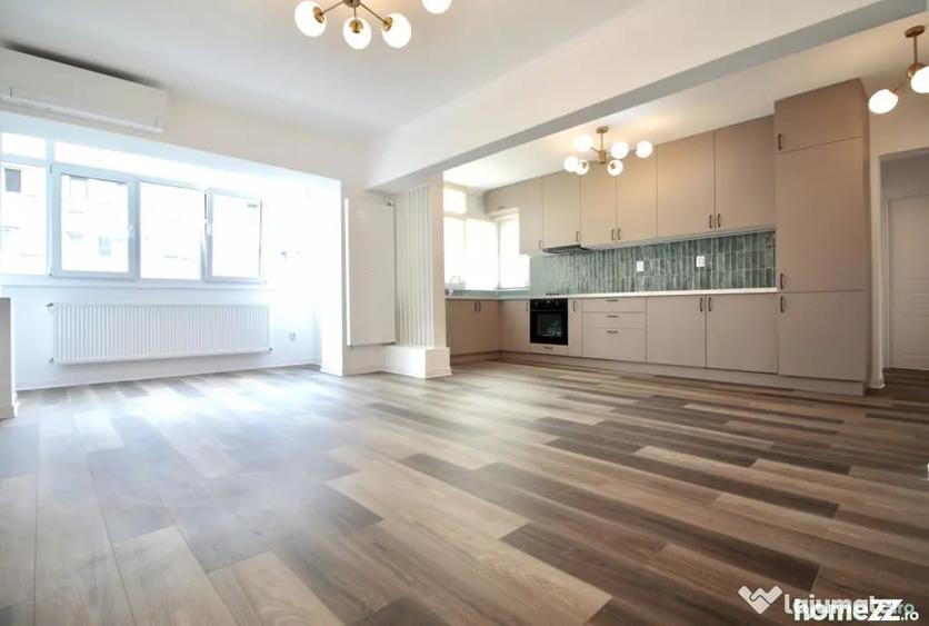 Apartament cu 3 camere decomandat în Teiul Doamnei