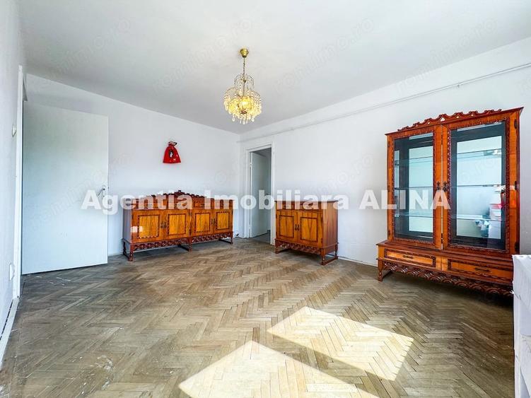 Apartament cu 2 camere semidecomandat în Piața Centrală