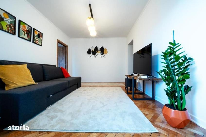 Apartament cu 2 camere decomandat în Republicii