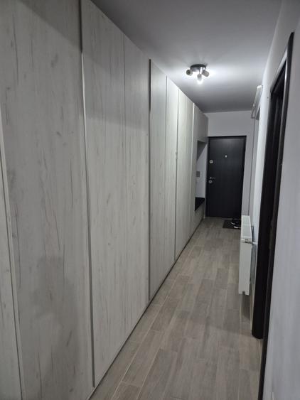 Apartament cu 3 camere decomandat în Geamăna