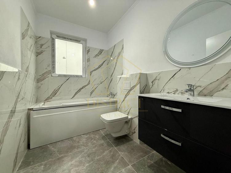 Casă individuală cu 4 camere cu Canalizare în Săcălaz