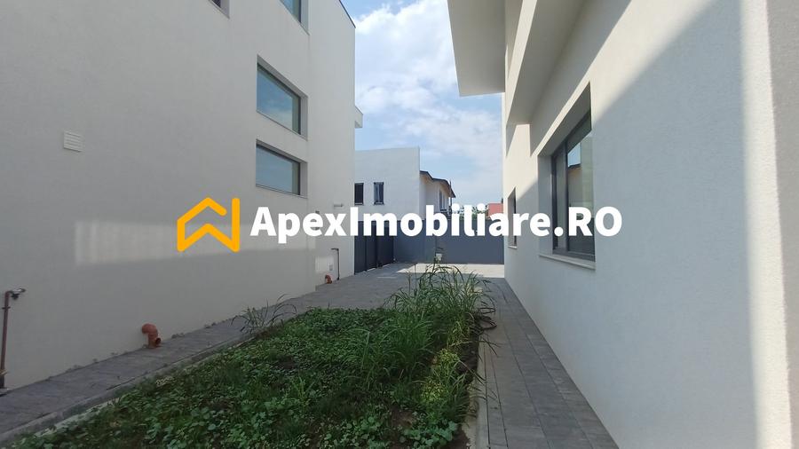 Casă individuală cu 7 camere cu Canalizare în Pipera