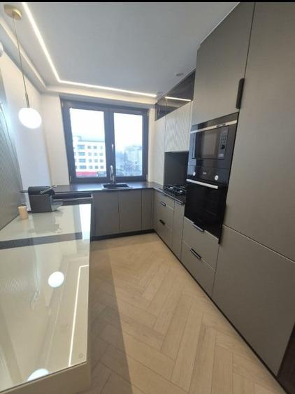 Apartament De Lux Cu 3 Camere Semidecomandate Zona Ultracentrala - 4