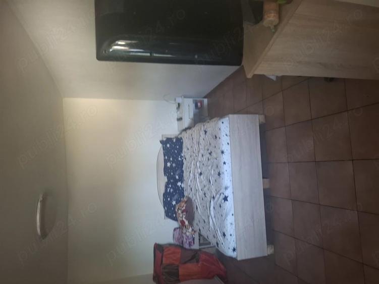 Casă cu 1 camere cu Teren 1800 Mp în Podu Doamnei