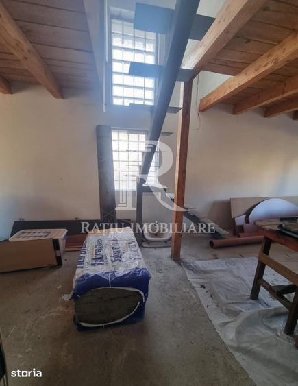 Casă cu 4 camere cu Teren 255 Mp în Central