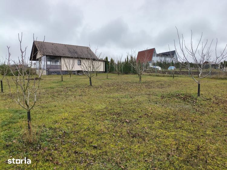 Casă cu 2 camere cu Teren 900 Mp în Ștrand