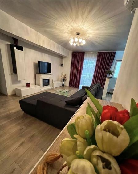Apartament cu 2 camere decomandat, mobilat în Băneasa